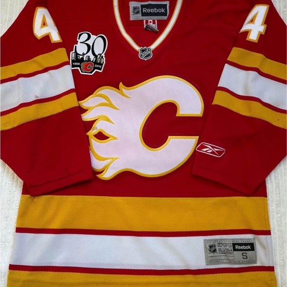 1980-2010 NHL Calgary Flames Reebok Hockey Jersey | Size S - Picture 1 of 9